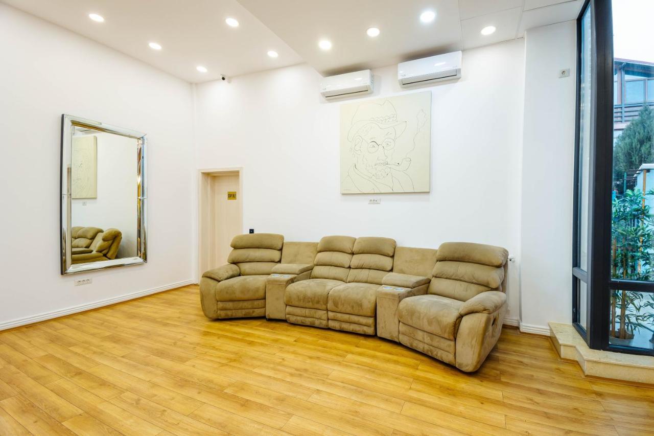 Bliss Inn Tunari Voluntari Ngoại thất bức ảnh